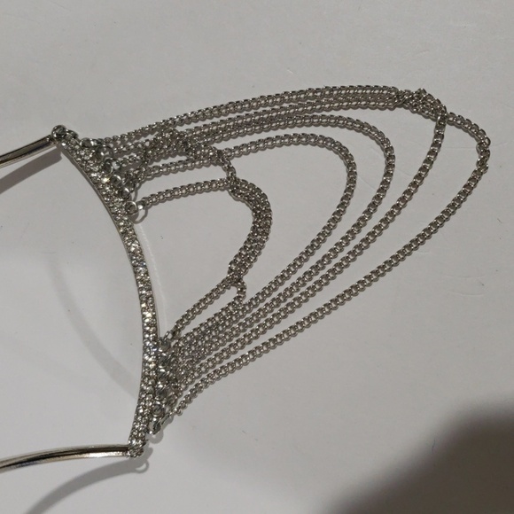 Elegant Silver-Tone Multi-Layer Chain Statement Necklace Women's Fashion Jewelry - Picture 8 of 8